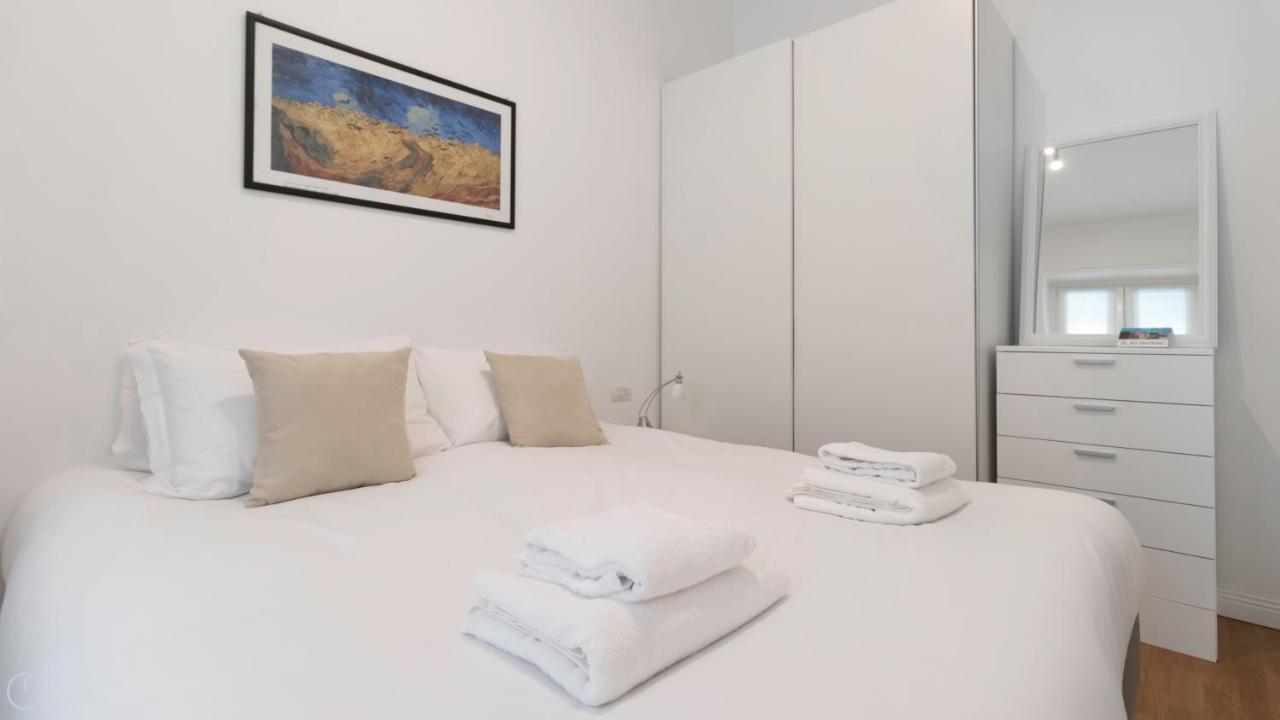 Italianway - Bandello 4&1 Apartment Milan Bagian luar foto