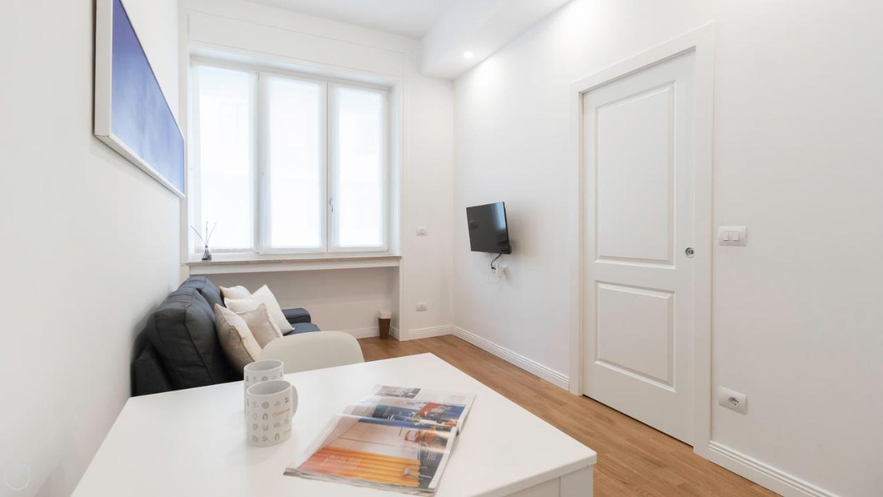 Italianway - Bandello 4&1 Apartment Milan Bagian luar foto